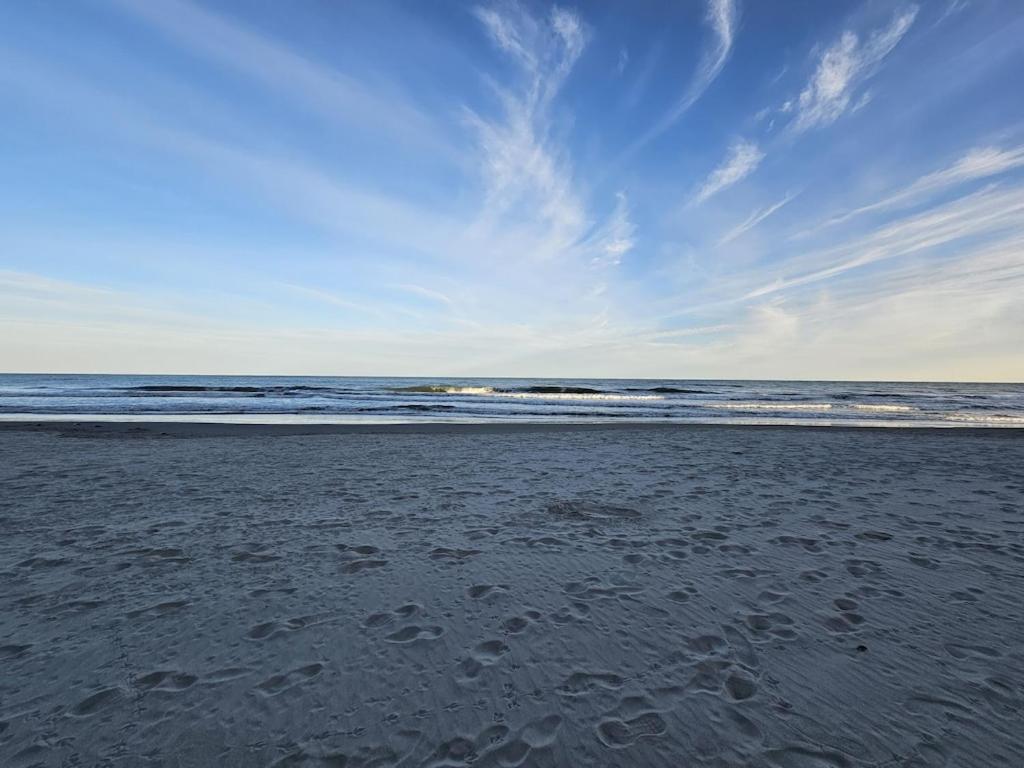 Direct Oceanfront- King Bedroom- Amazing Views/Pools/Hot Tubs/Beach Access/Golf Myrtle Beach Esterno foto