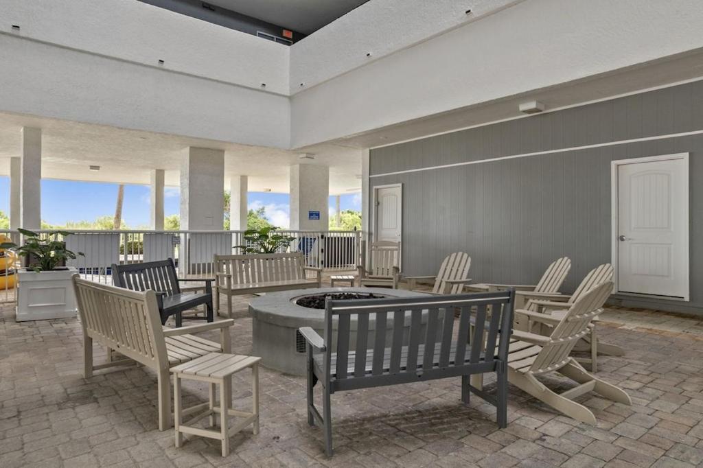 Direct Oceanfront- King Bedroom- Amazing Views/Pools/Hot Tubs/Beach Access/Golf Myrtle Beach Esterno foto